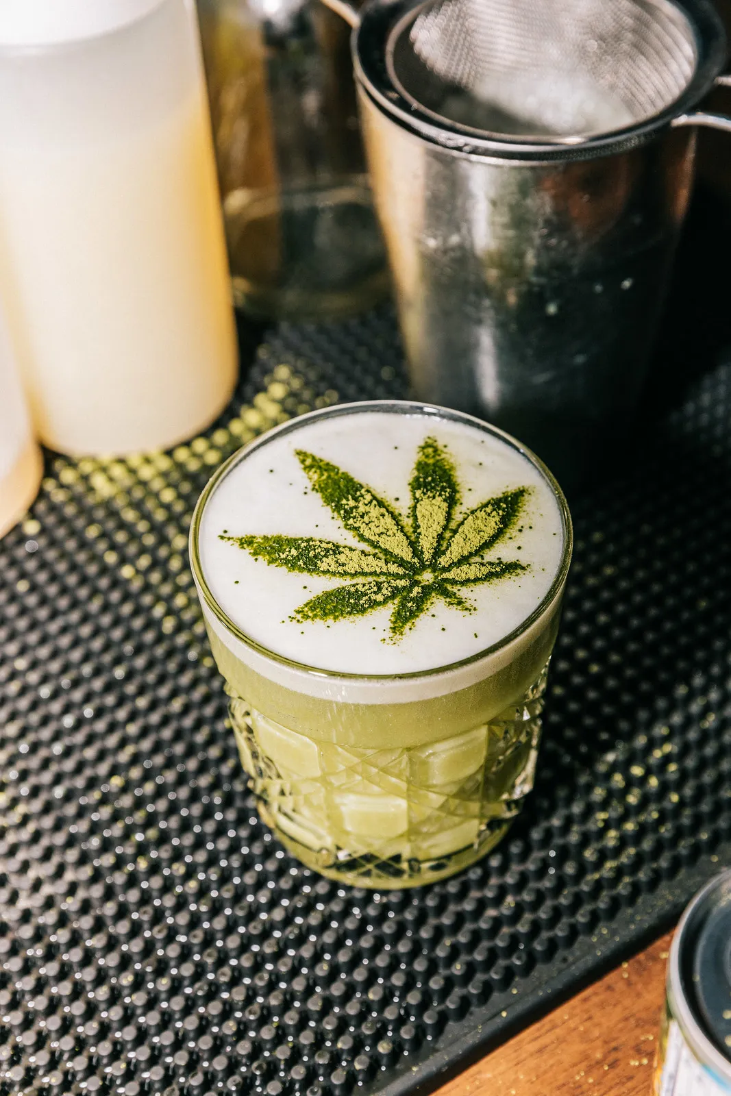 Whiskey glass with orange slice garnish